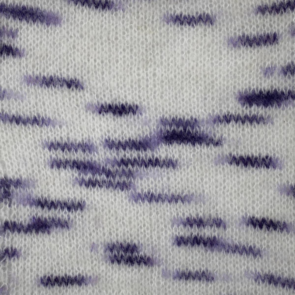 Alpaca 1-9000; 20% alpaca 455 acrilico 355 nylon