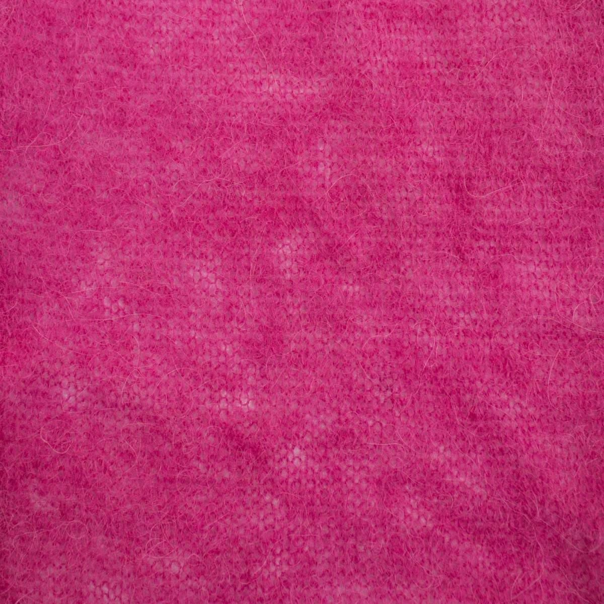 Ambra 1-9000; 50% alpaca superfine 50% nylon