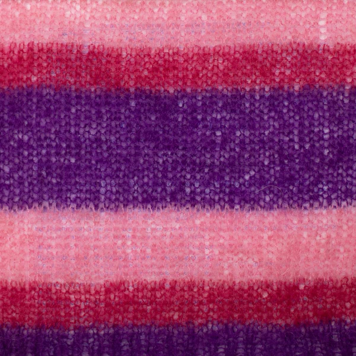 Soft 9 19000; 27% mohair 43% acrilico 30% nylon